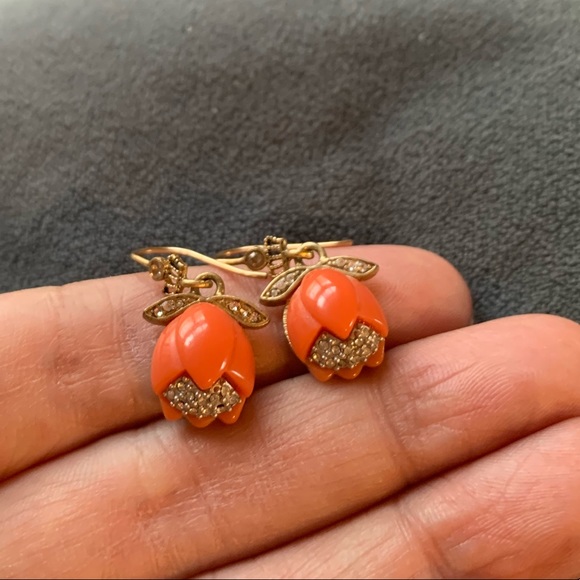 Adorable Juicy Couture Good Tone Flower Earrings With Rhinestones - Picture 10 of 13